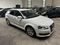Usata Audi A3 Attraction 105 CV (77 kW) 2010 Bianco Utilitaria