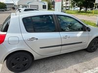 Usata Renault Clio II 75 CV (55 kW) 2008 Grigio Berlina