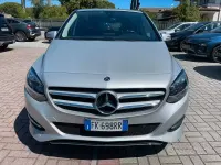 Usata Mercedes B180 109 CV (80 kW) 2017 Iridium Utilitaria