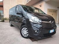 Usata Opel Vivaro 145 CV (106 kW) 2015 Nero Monovolume