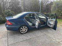 Usata Mercedes C270 Elegance 2003 Blu Berlina