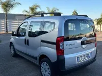 Begagnad Peugeot Bipper 75 HK (55 kW) 2014 Grå Minibuss