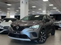 Usata Renault Captur Zen 101 CV (74 kW) 2023 Grigio SUV