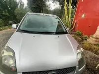 Usata Ford Fiesta 75 CV (55 kW) 2007 Grigio Utilitaria