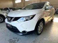 Usata Nissan Qashqai Tekna 110 CV (80 kW) 2014 Bianco SUV