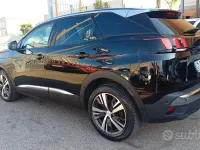 Usata Peugeot 3008 Allure 131 CV (96 kW) 2023 Nero SUV