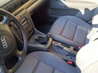 Usata Audi A4 120 CV (88 kW) 2001 Blu Station wagon