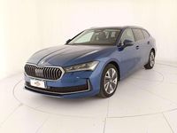 Usata Skoda Superb Style 150 CV (110 kW) 2024 Blu cobalto metallizzato Station wagon