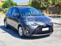Usata Toyota Yaris Hybrid Active 73 CV (53 kW) 2019 Grigio Utilitaria