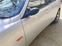 Usata Alfa Romeo 156 Progression 144 CV (105 kW) 2000 Argento Berlina