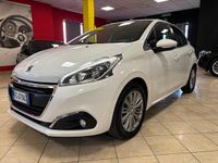 Usata Peugeot 208 82 CV (60 kW) 2016 Bianco Utilitaria