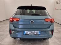 Usata VW T-Roc R-line 150 CV (110 kW) 2022 Azzurro SUV