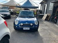 Usata Mini ONE 90 CV (66 kW) 2003 Blu Utilitaria