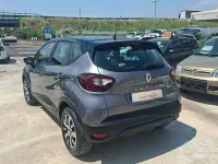 Usata Renault Captur 90 CV (66 kW) 2019 Grigio SUV