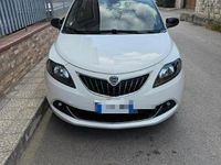 Usata Lancia Ypsilon 69 CV (50 kW) 2022 Bianco Utilitaria