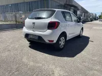 Usata Dacia Sandero Acces 73 CV (53 kW) 2018 Berlina