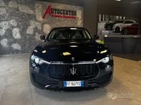 Usata Maserati Levante 275 CV (202 kW) 2016 Nero SUV