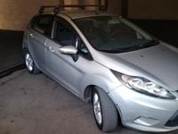 Usata Ford Fiesta 70 CV (51 kW) 2012 Grigio Utilitaria