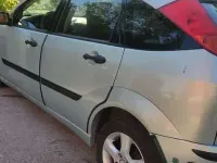 Usata Ford Focus Ambiente 101 CV (74 kW) 2003 Berlina
