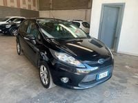 Usata Ford Fiesta 60 CV (44 kW) 2012 Blu Utilitaria