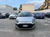 Usata Fiat Punto Evo 70 CV (51 kW) 2011 Grigio Utilitaria