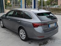 Usata Skoda Octavia Style 150 CV (110 kW) 2022 Grigio Station wagon