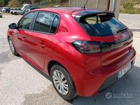 Usata Peugeot 208 Active 101 CV (74 kW) 2022 Rosso Utilitaria
