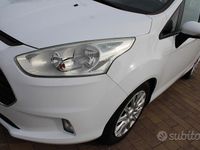 Usata Ford B-MAX Titanium 75 CV (55 kW) 2017 Bianco Monovolume