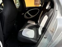 Usata Smart ForFour Passion 71 CV (52 kW) 2016 Bianco Utilitaria