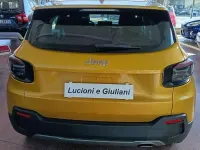 Usata Jeep Avenger Longitude 101 CV (74 kW) 2023 Oro SUV