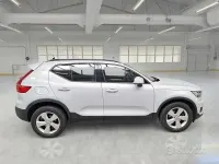 Usata Volvo XC40 Momentum 129 CV (94 kW) 2021 Grigio SUV