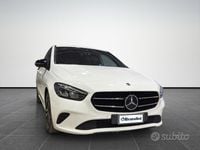 Usata Mercedes B180 116 CV (85 kW) 2021 Bianco Monovolume
