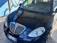 Usata Lancia Ypsilon 75 CV (55 kW) 2011 Nero Utilitaria
