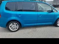 Usata VW Touran Trendline 105 CV (77 kW) 2011 Verde Monovolume