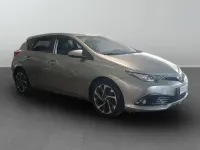 Usata Toyota Auris Hybrid Business Edition 99 CV (72 kW) 2016 2c grigio business metallizzat Berlina