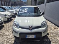 Usata Fiat Panda 4x4 S 86 CV (63 kW) 2019 Bianco Utilitaria