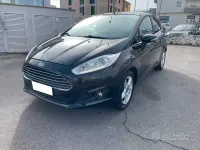 Usata Ford Fiesta Titanium 75 CV (55 kW) 2014 Nero Utilitaria