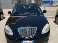 Usata Lancia Ypsilon 75 CV (55 kW) 2011 Nero Utilitaria