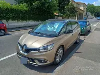 Usata Renault Grand Scénic IV 120 CV (88 kW) 2020 Giallo Monovolume