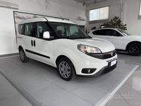 Usata Fiat Doblò S 120 CV (88 kW) 2017 Bianco Monovolume