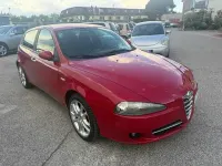 Usata Alfa Romeo 147 Progression 119 CV (87 kW) 2009 Rosso Utilitaria
