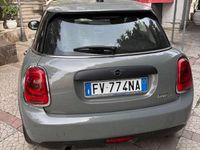 Usata Mini Cooper D 116 CV (85 kW) 2019 Verde Utilitaria