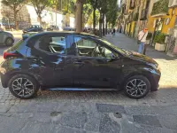 Usata Toyota Yaris Active 72 CV (52 kW) 2022 Argento Utilitaria