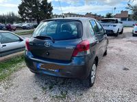 Usata Toyota Yaris 2009 Grigio Utilitaria