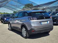 Usata Peugeot 3008 Active 131 CV (96 kW) 2022 Grigio SUV