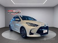 Usata Toyota Yaris Hybrid Trend 116 CV (85 kW) 2023 Bianco Utilitaria