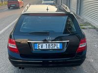 Begagnad Mercedes C180 120 HK (88 kW) 2014 Svart Kombi