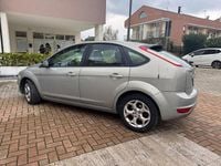 Brugt Ford Focus 90 HK (66 kW) 2009 Grå Sedan