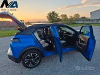 Usata Peugeot e-2008 GT-line 56 kW (77 CV) 2020 Bluazzurro SUV