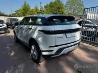 Usata Land Rover Range Rover evoque R-Dynamic 204 CV (150 kW) 2021 Bianco SUV